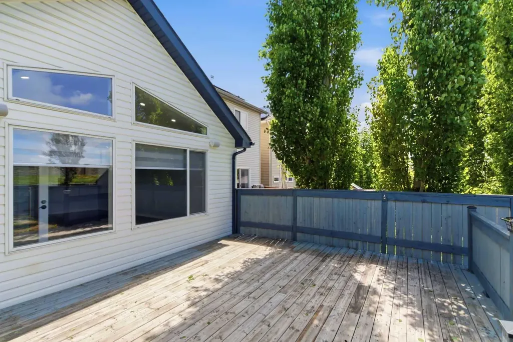 203 Auburn Bay Heights SE Calgary AB T3M 0A8