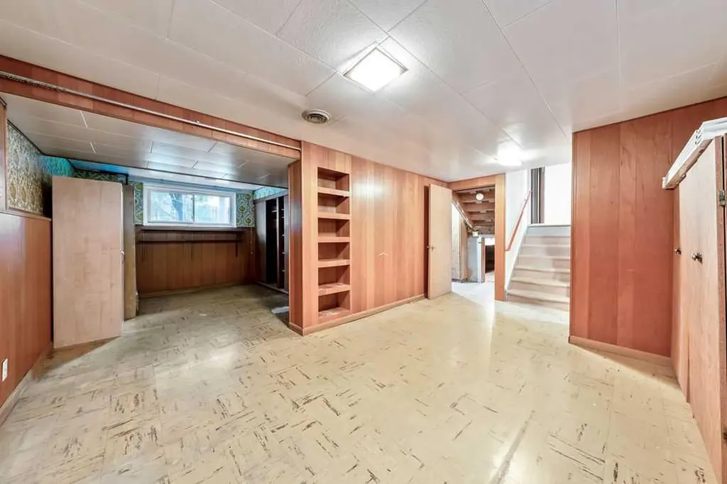 7315 5 Street SW Calgary AB T2V 1B4