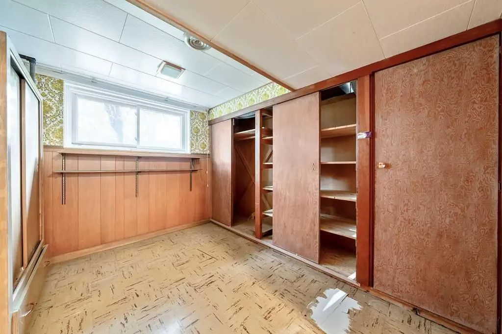 7315 5 Street SW Calgary AB T2V 1B4