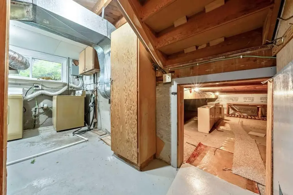 7315 5 Street SW Calgary AB T2V 1B4