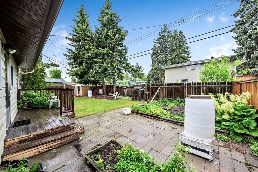 7315 5 Street SW Calgary AB T2V 1B4