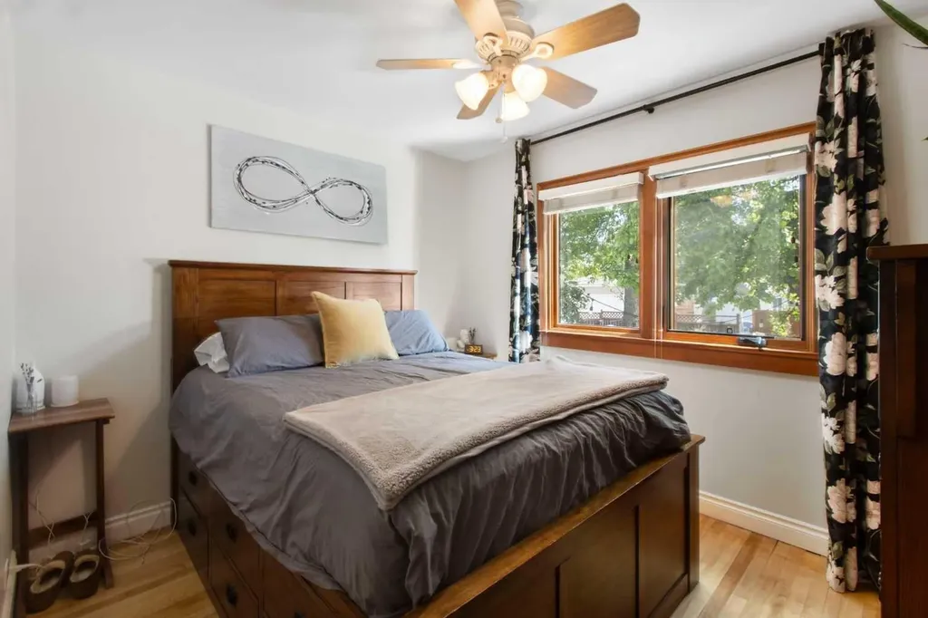 609 9 Avenue NE Calgary AB T2E 0W4