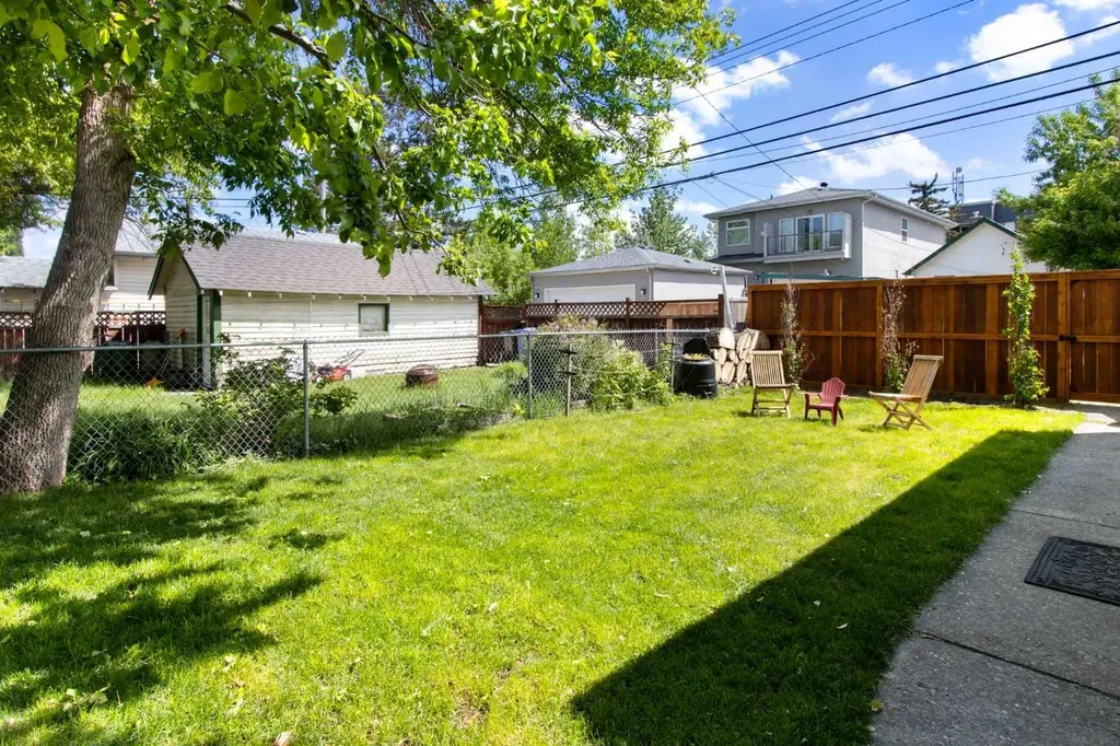 609 9 Avenue NE Calgary AB T2E 0W4