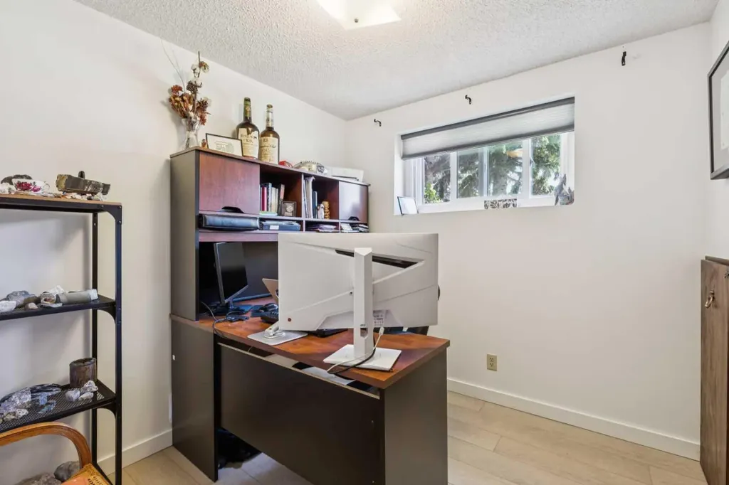 215 Silver Valley Rise NW Calgary AB T3B 4X8