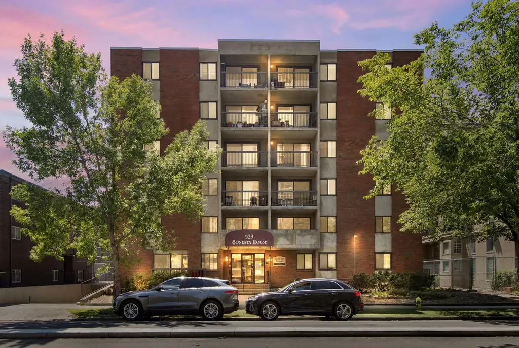 523 15 Avenue SW Calgary AB T2R 0R3