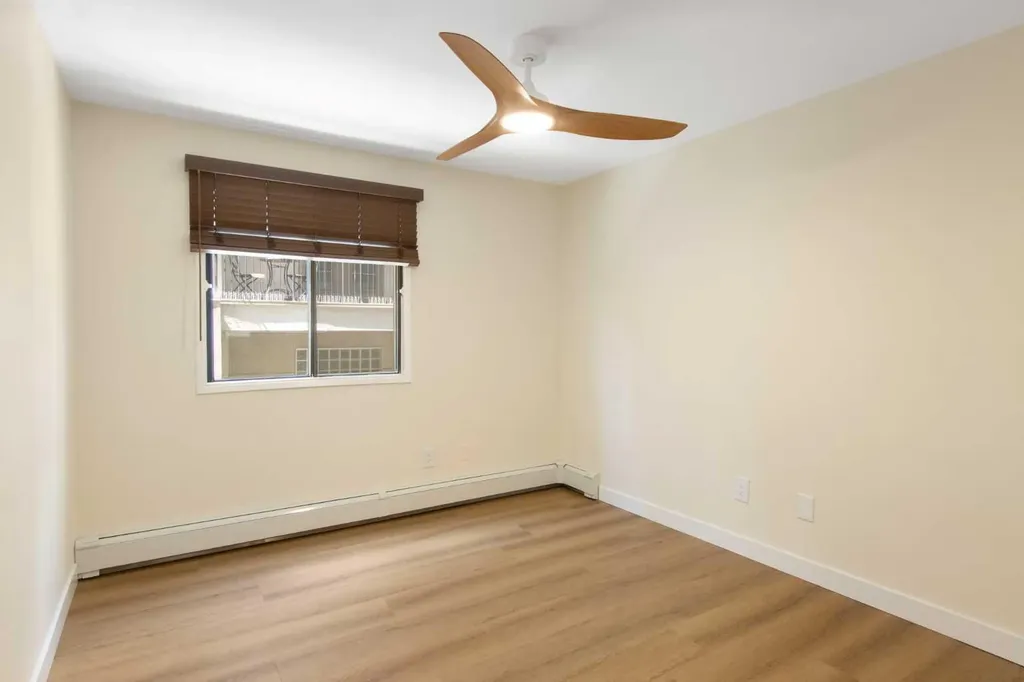 523 15 Avenue SW Calgary AB T2R 0R3