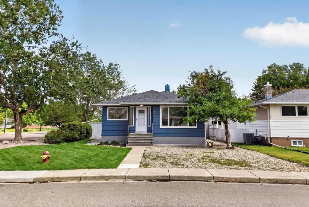501 26 Street S Lethbridge AB T1J3R3