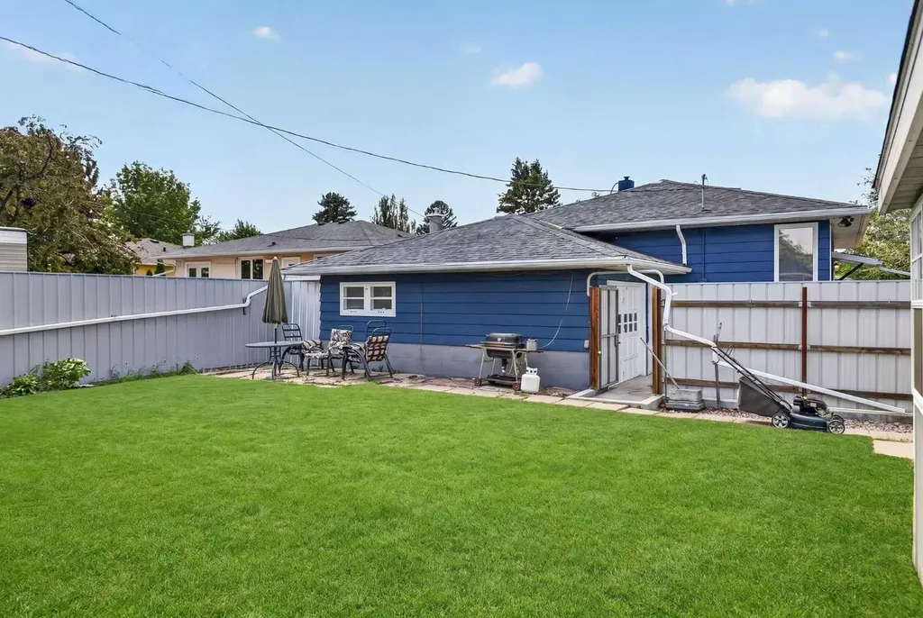 501 26 Street S Lethbridge AB T1J3R3