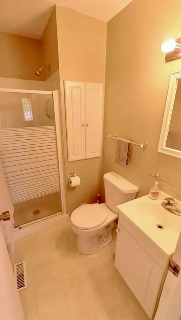 5333 57 Avenue Rocky Mountain House AB T4T 1M7