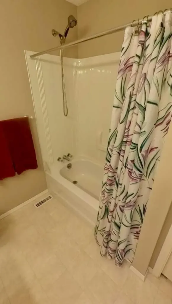 5333 57 Avenue Rocky Mountain House AB T4T 1M7