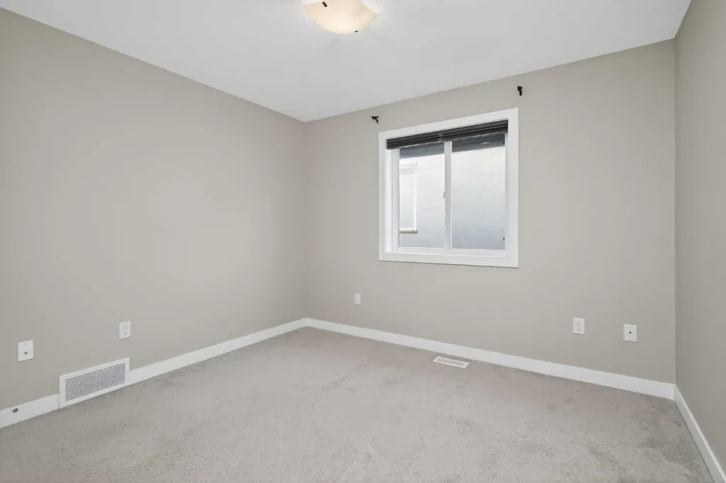 26 Sage Meadows Way NW Calgary AB T3P 0E7