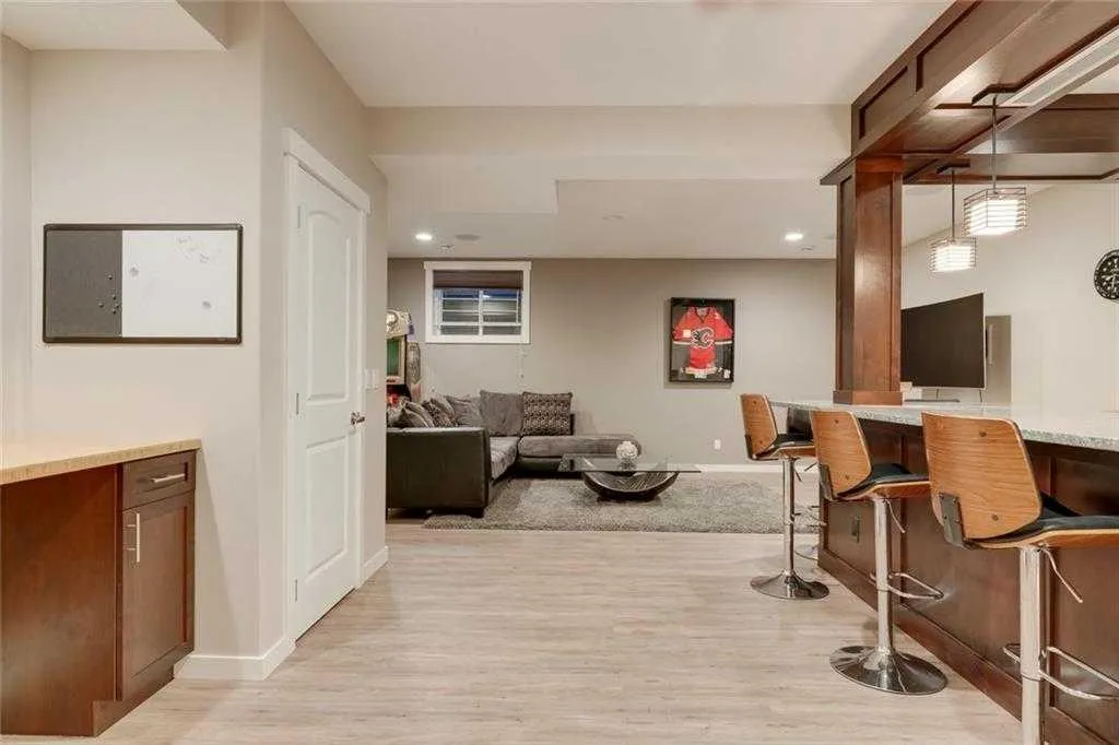 26 Sage Meadows Way NW Calgary AB T3P 0E7