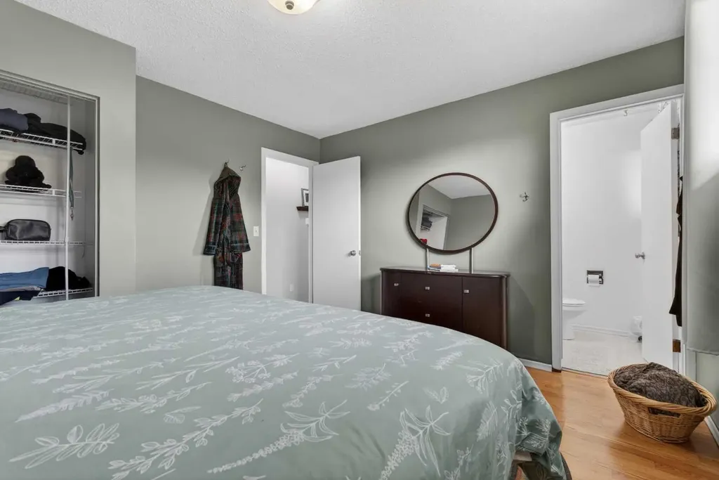 571 8 Street SE Three Hills AB T0M 2A0