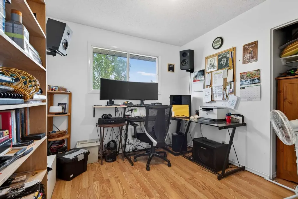 571 8 Street SE Three Hills AB T0M 2A0