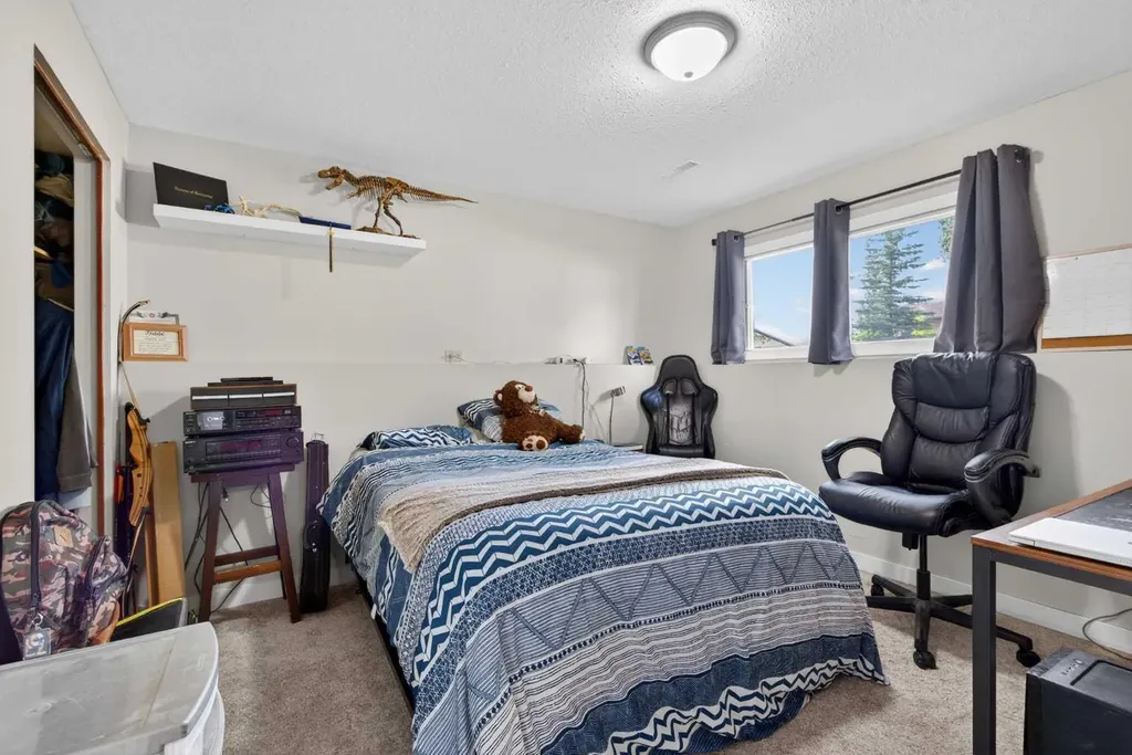 571 8 Street SE Three Hills AB T0M 2A0