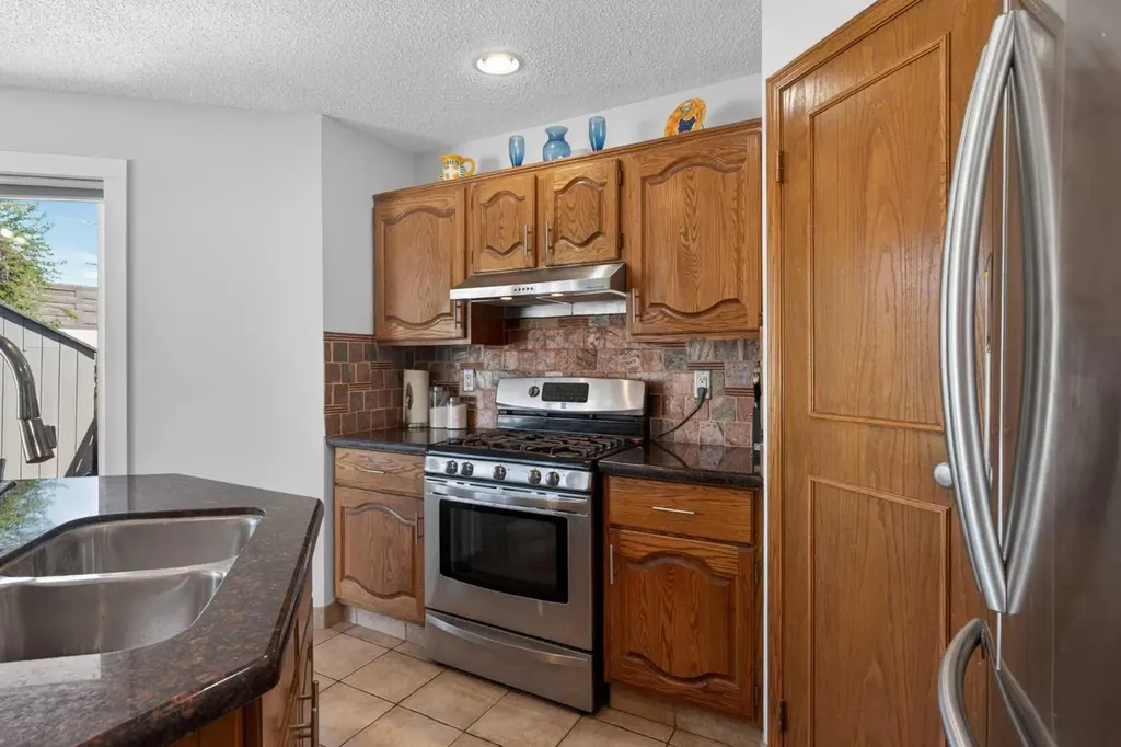 101 Douglasbank Way SE Calgary AB T2Z 1W4