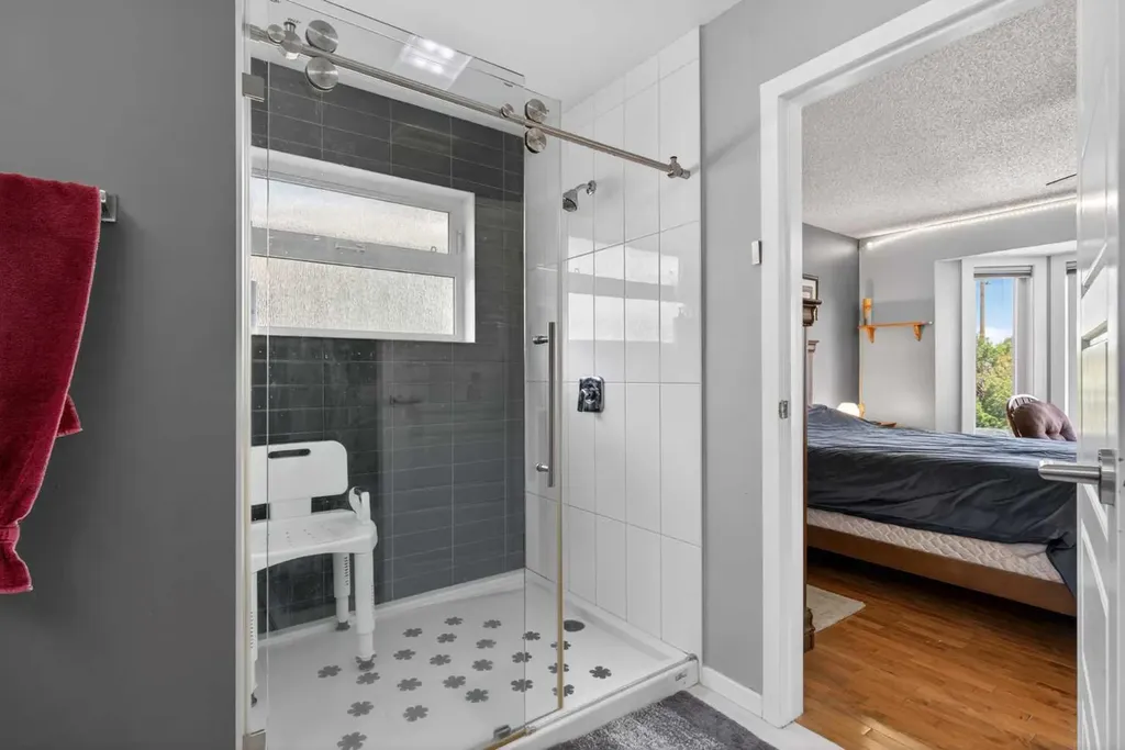 101 Douglasbank Way SE Calgary AB T2Z 1W4