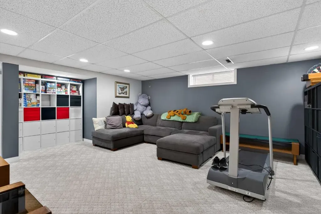 101 Douglasbank Way SE Calgary AB T2Z 1W4