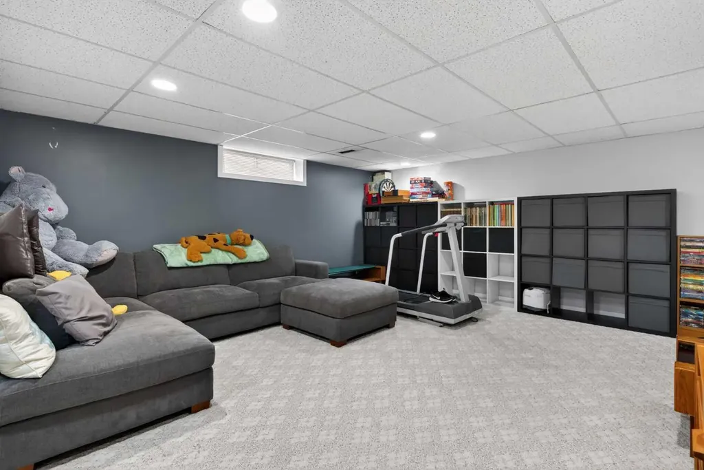 101 Douglasbank Way SE Calgary AB T2Z 1W4