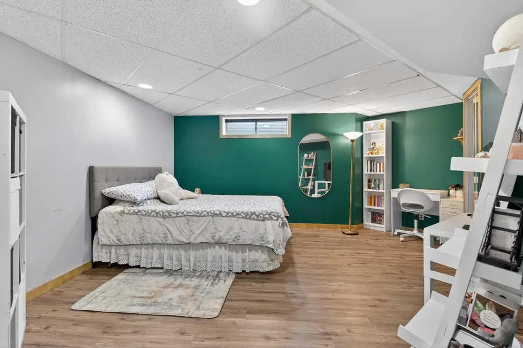 101 Douglasbank Way SE Calgary AB T2Z 1W4
