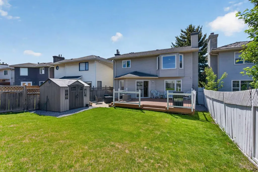 101 Douglasbank Way SE Calgary AB T2Z 1W4