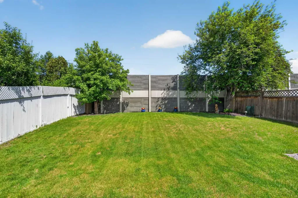 101 Douglasbank Way SE Calgary AB T2Z 1W4