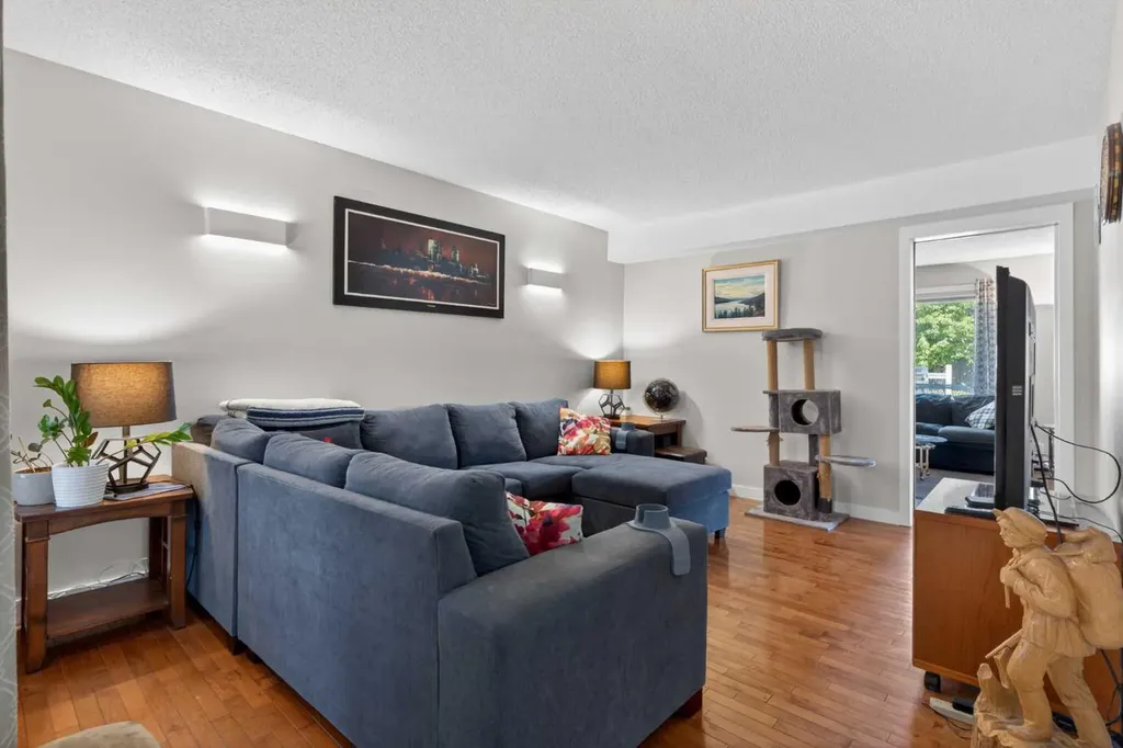 101 Douglasbank Way SE Calgary AB T2Z 1W4