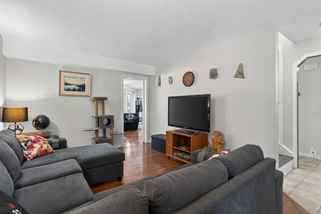 101 Douglasbank Way SE Calgary AB T2Z 1W4
