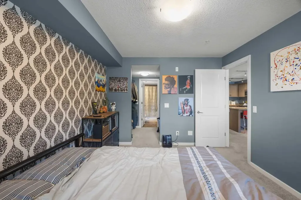 402 Kincora Glen Road NW Calgary AB T3R 0V2