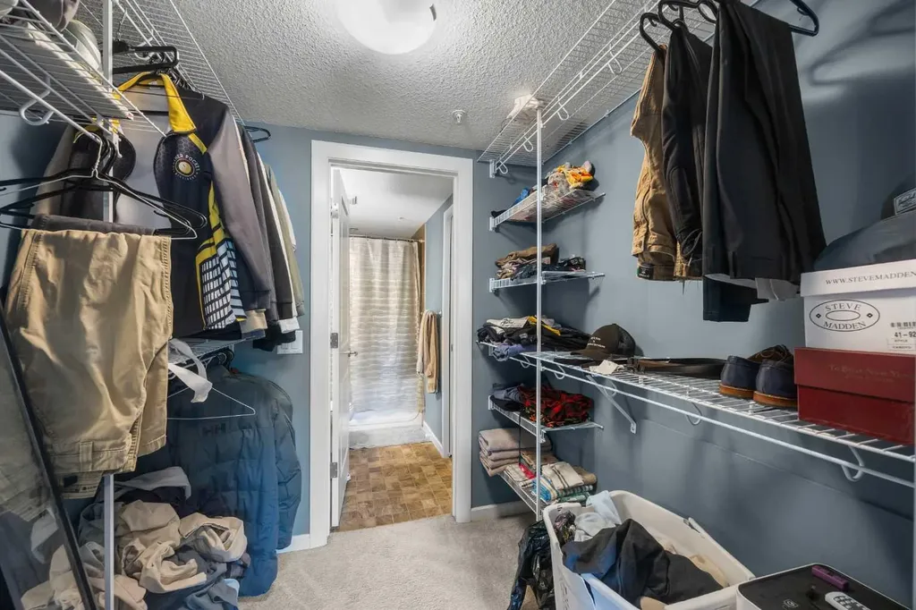 402 Kincora Glen Road NW Calgary AB T3R 0V2