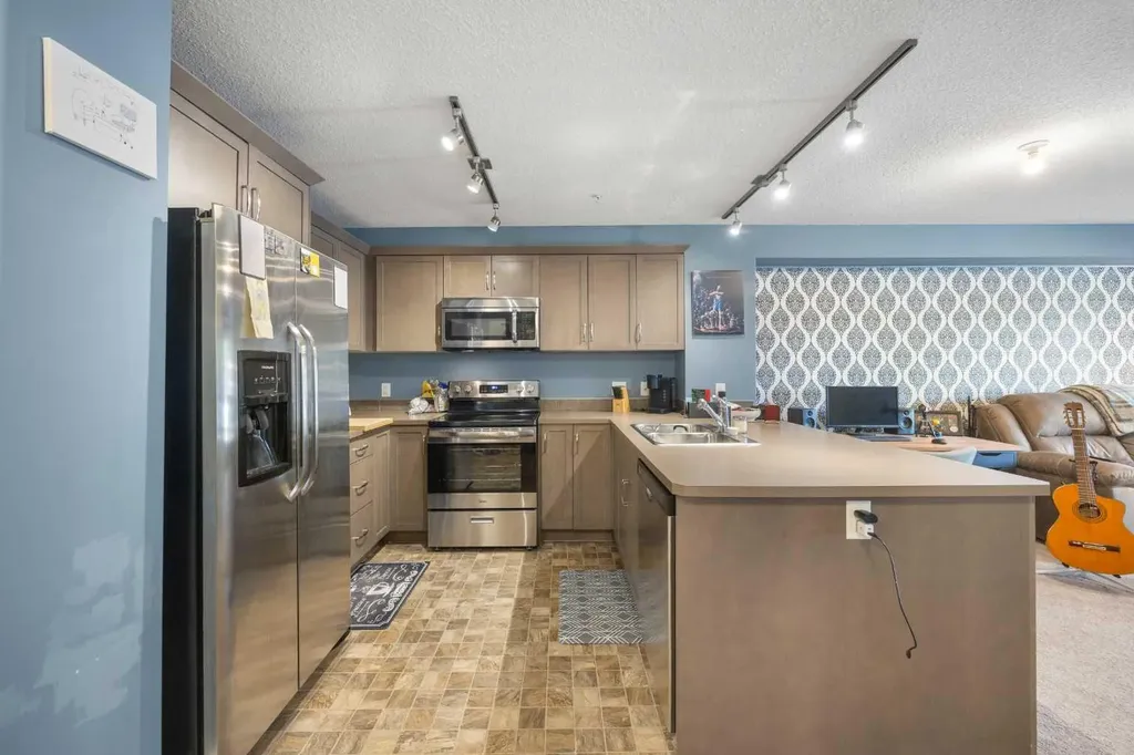 402 Kincora Glen Road NW Calgary AB T3R 0V2