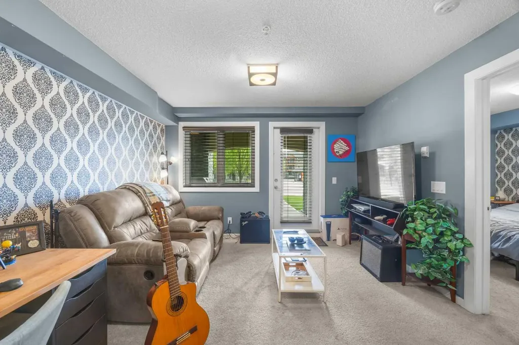 402 Kincora Glen Road NW Calgary AB T3R 0V2