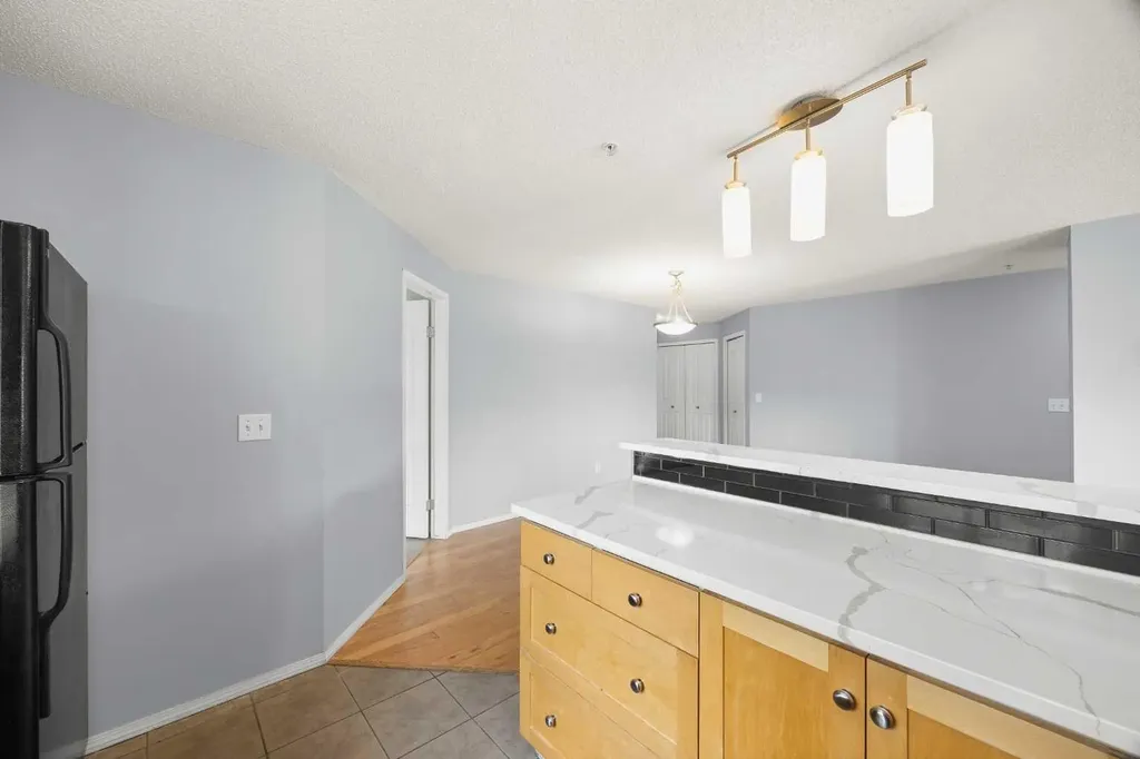 60 Panatella Street NW Calgary AB T3K 0M4