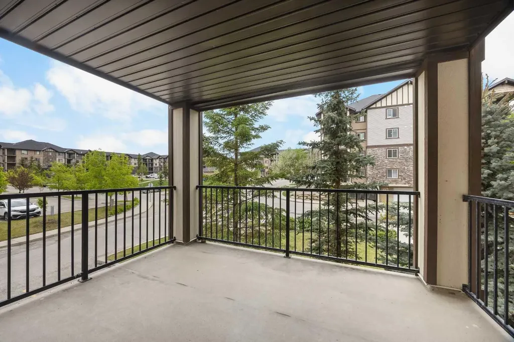 60 Panatella Street NW Calgary AB T3K 0M4