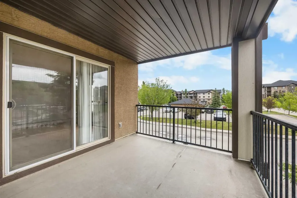 60 Panatella Street NW Calgary AB T3K 0M4