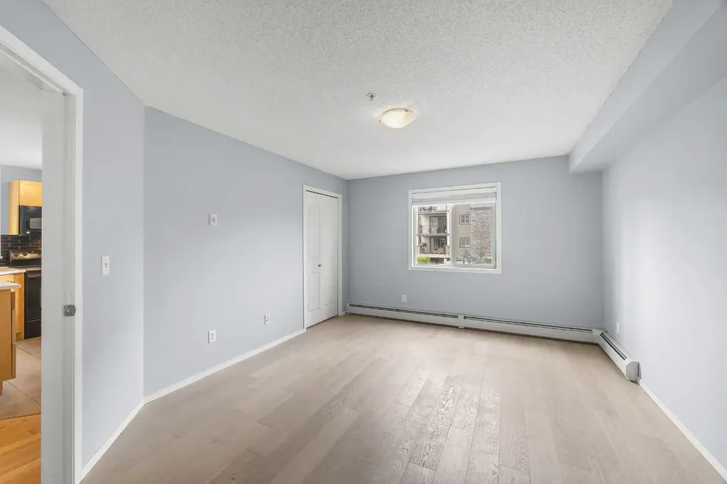 60 Panatella Street NW Calgary AB T3K 0M4