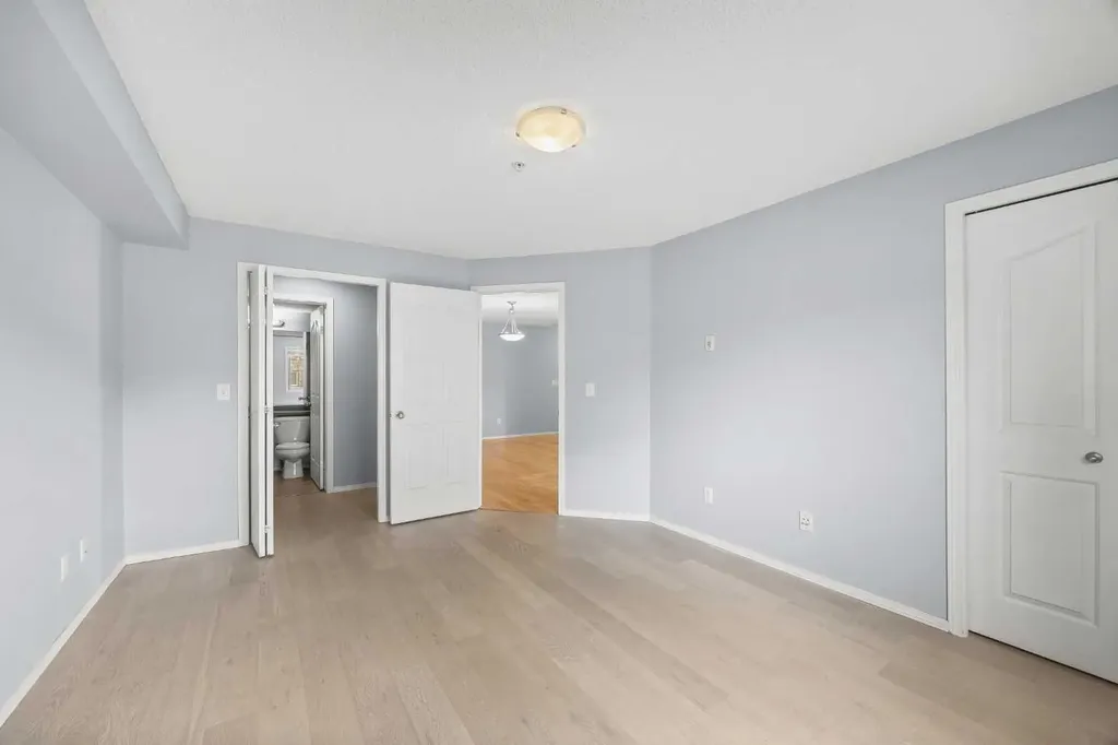 60 Panatella Street NW Calgary AB T3K 0M4