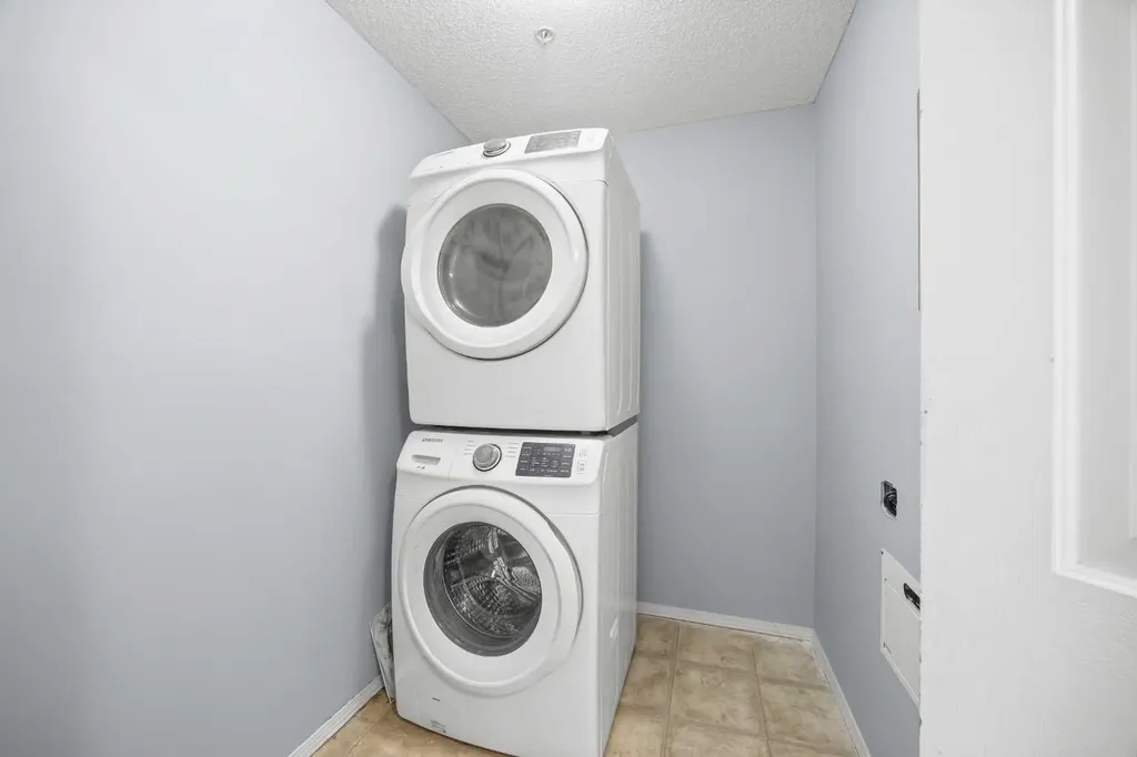 60 Panatella Street NW Calgary AB T3K 0M4