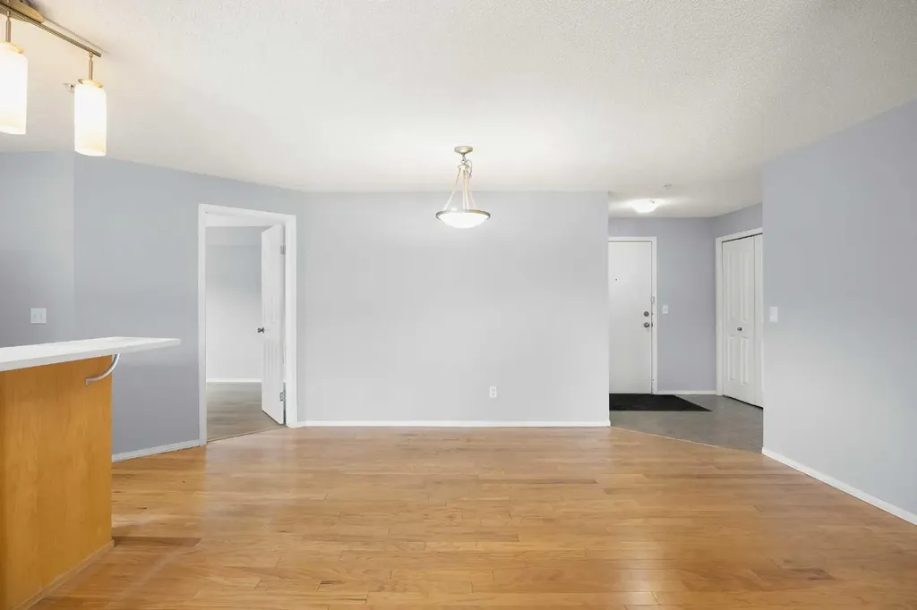60 Panatella Street NW Calgary AB T3K 0M4