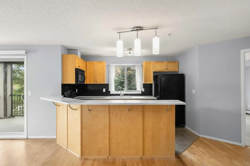 60 Panatella Street NW Calgary AB T3K 0M4