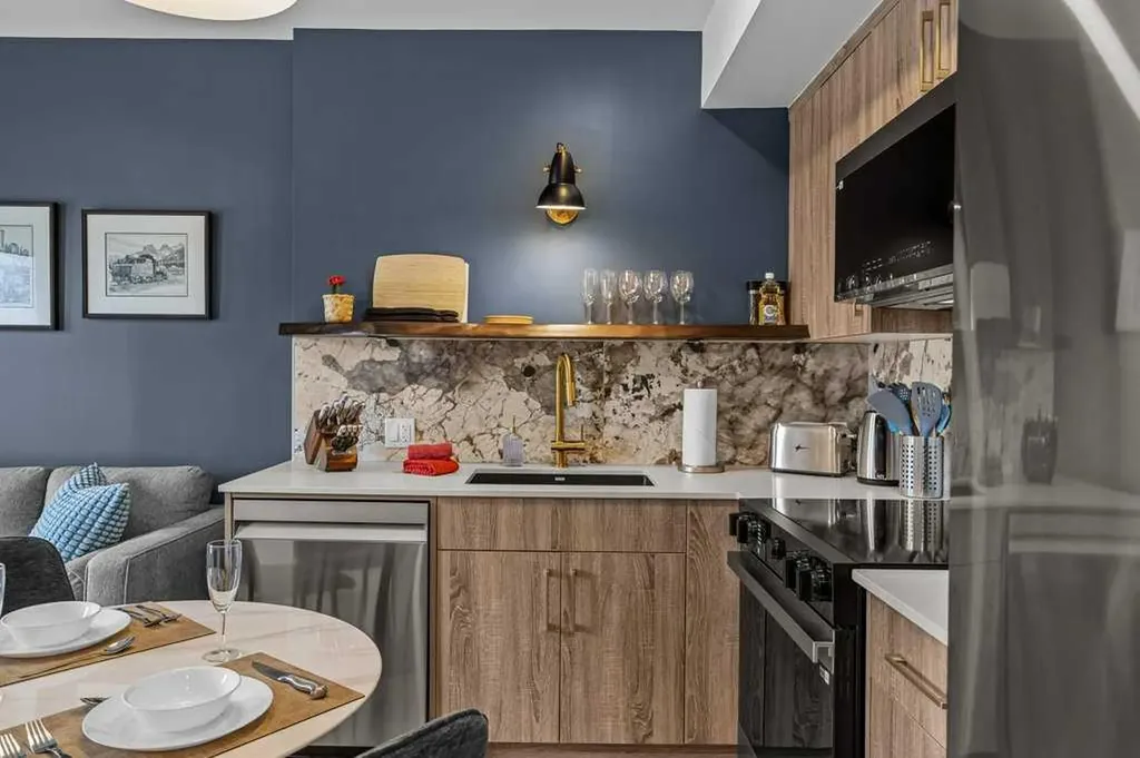 810 10 Street Canmore AB T1W2A7