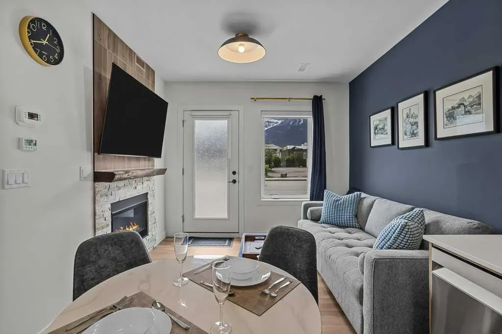 810 10 Street Canmore AB T1W2A7