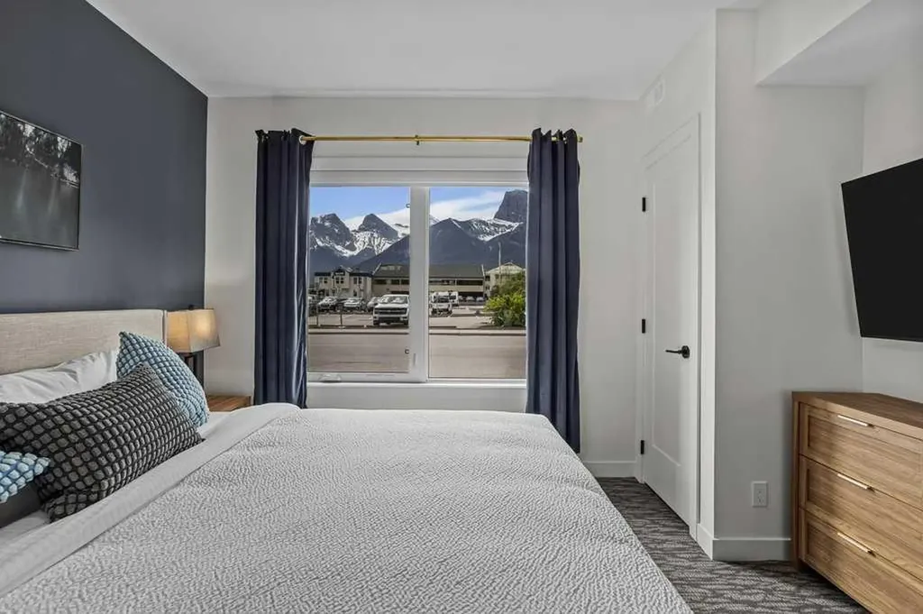 810 10 Street Canmore AB T1W2A7