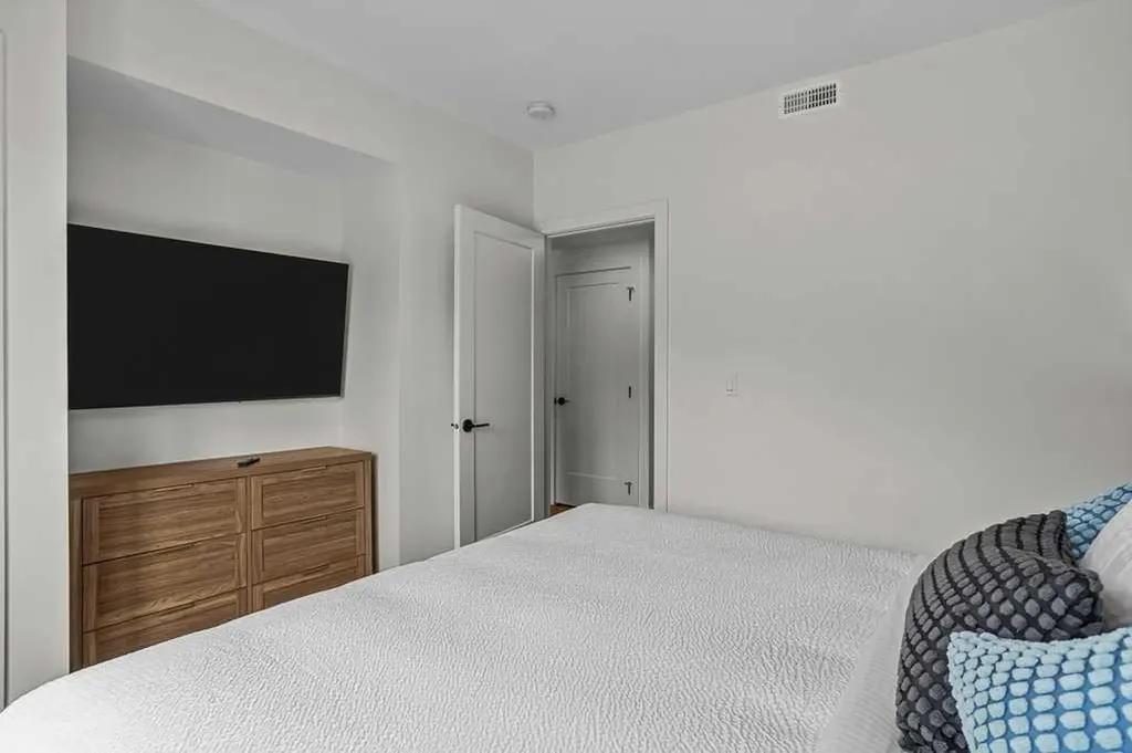 810 10 Street Canmore AB T1W2A7