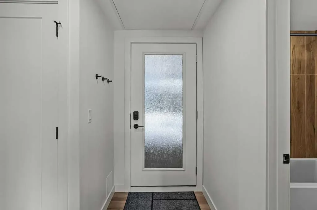 810 10 Street Canmore AB T1W2A7