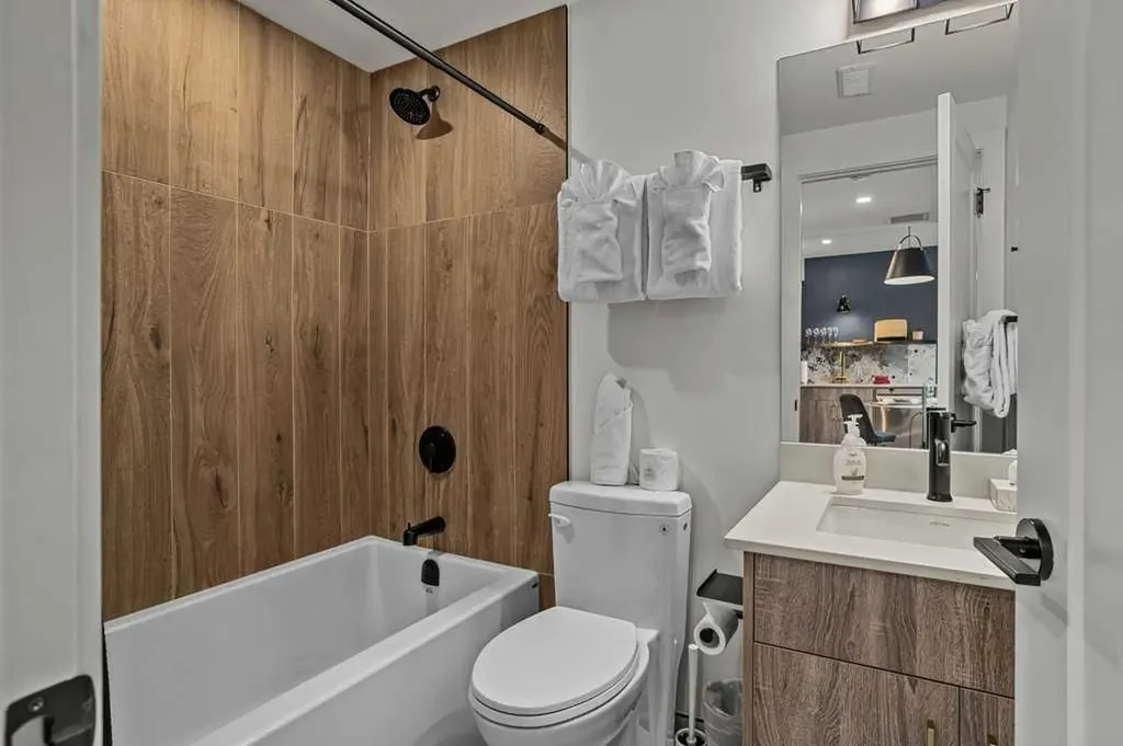 810 10 Street Canmore AB T1W2A7
