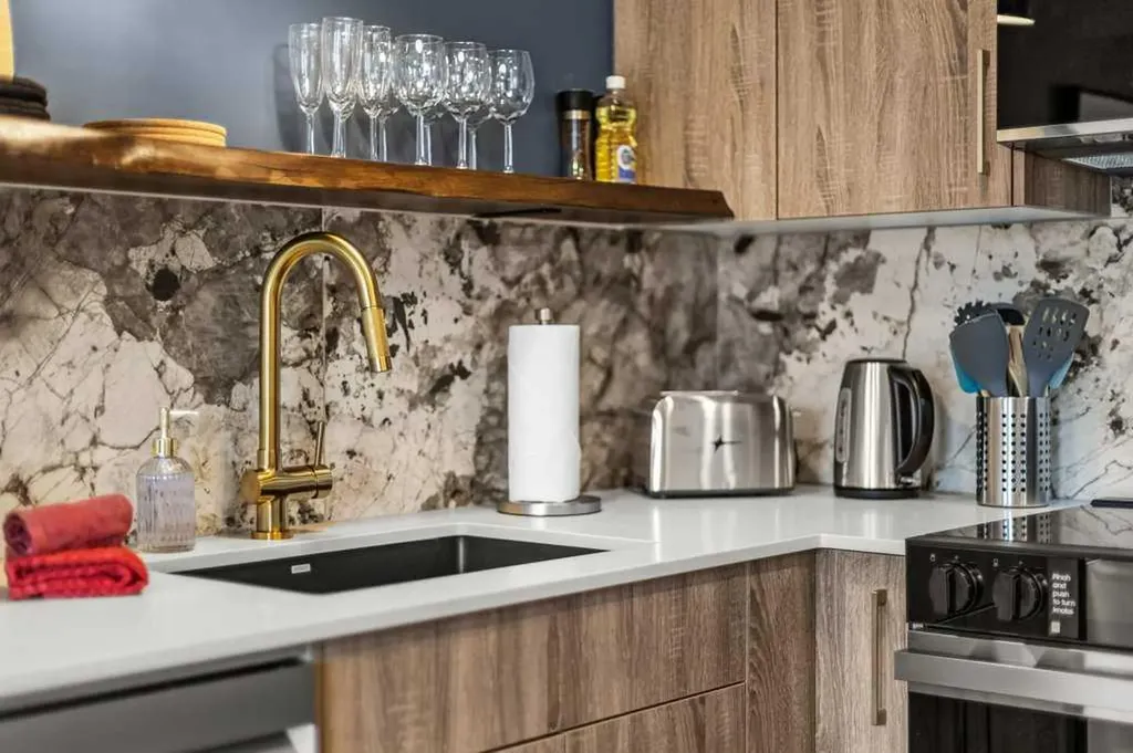 810 10 Street Canmore AB T1W2A7