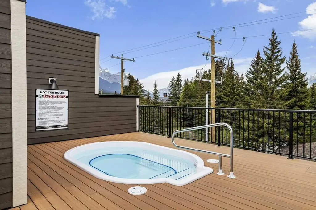 810 10 Street Canmore AB T1W2A7