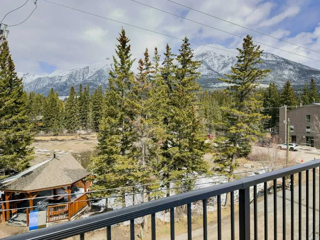 810 10 Street Canmore AB T1W2A7