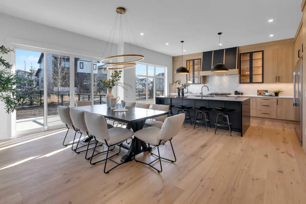 1436 Coopers Landing SW Airdrie AB T4B4J4